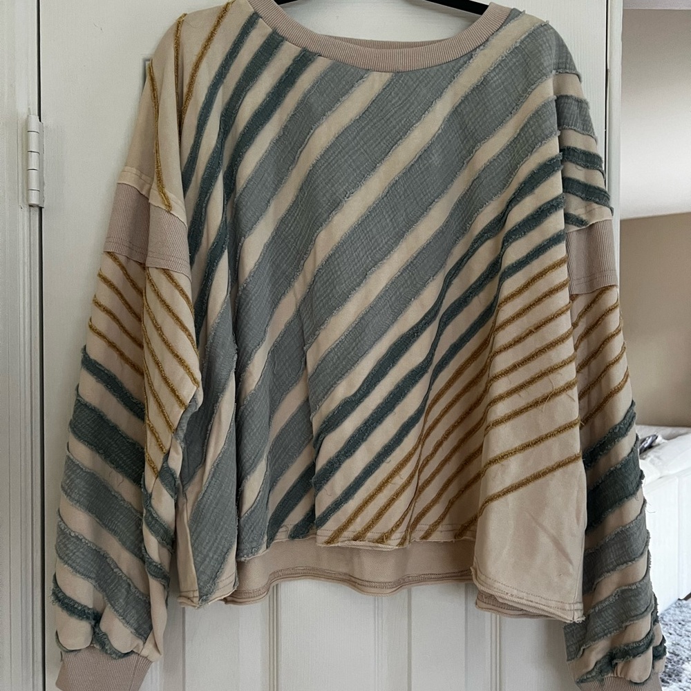 Oli & Hali Beige and Gray Knit Sweater